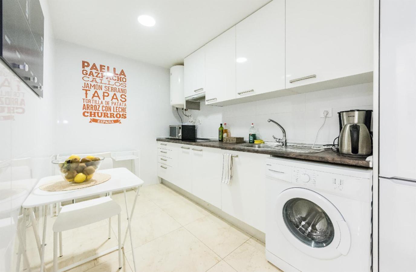 Boutique Apartments In The Heart Of مدريد الغرفة الصورة